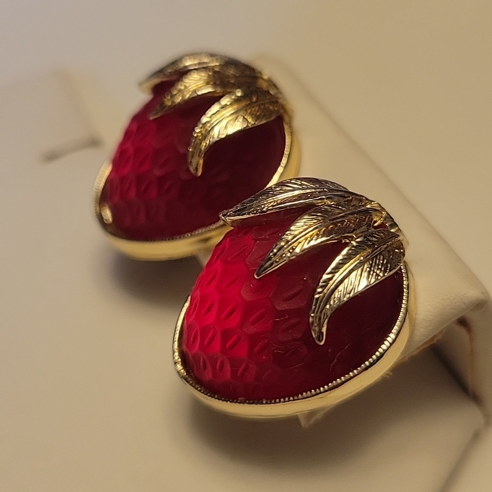 Sarah Cov Strawberry Festival Earrings